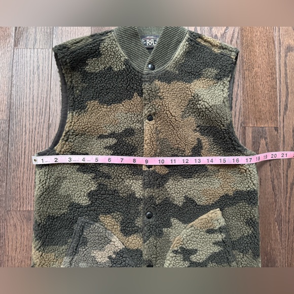 Ralph Lauren Double RL Camouflage Sherpa Vest
Size XS Gentle used - Picture 4 of 10